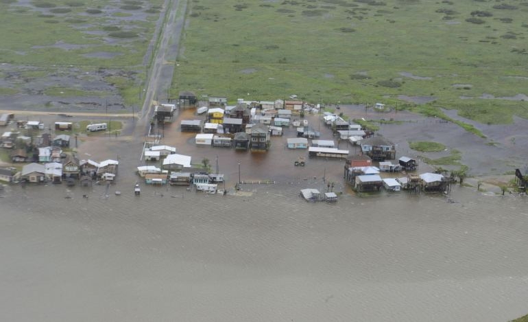 Χάρβεϊ: Τα νερά φεύγουν, η καταστροφή μένει