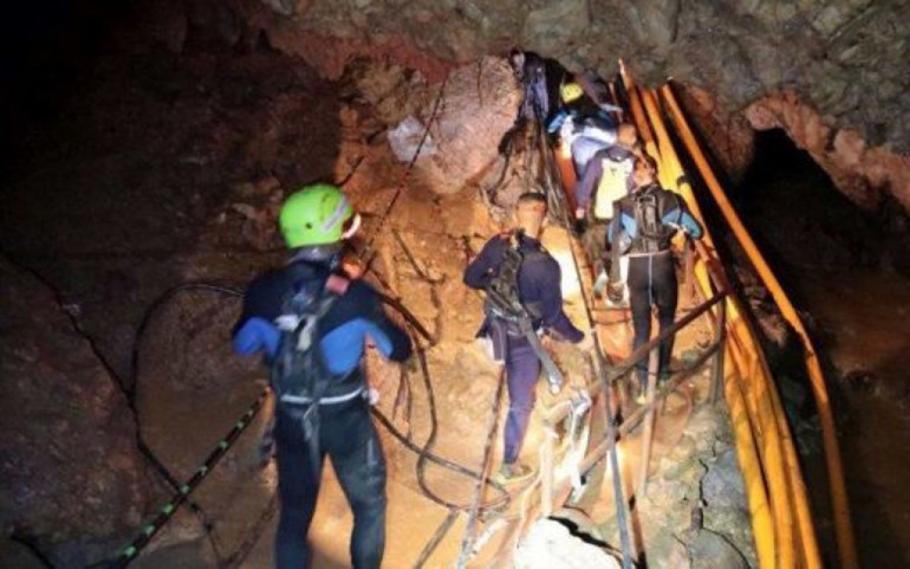 Ταϊλάνδη: Τέσσερα παιδιά έχουν απεγκλωβιστεί από το πλημμυρισμένο σπήλαιο