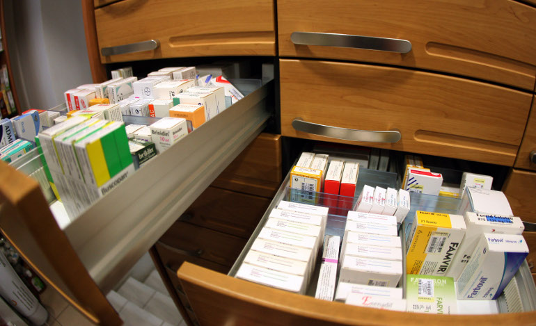 Υπουργείο Υγείας: Πώληση φαρμάκων και στα σούπερ μάρκετ