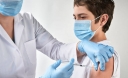 Η Επιτροπή Εμβολισμών δίνει απαντήσεις για τον εμβολιασμό των εφήβων
