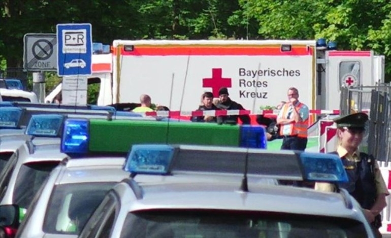 Τραγωδία στο Μόναχο-Λεωφορείο τυλίχθηκε στις φλόγες