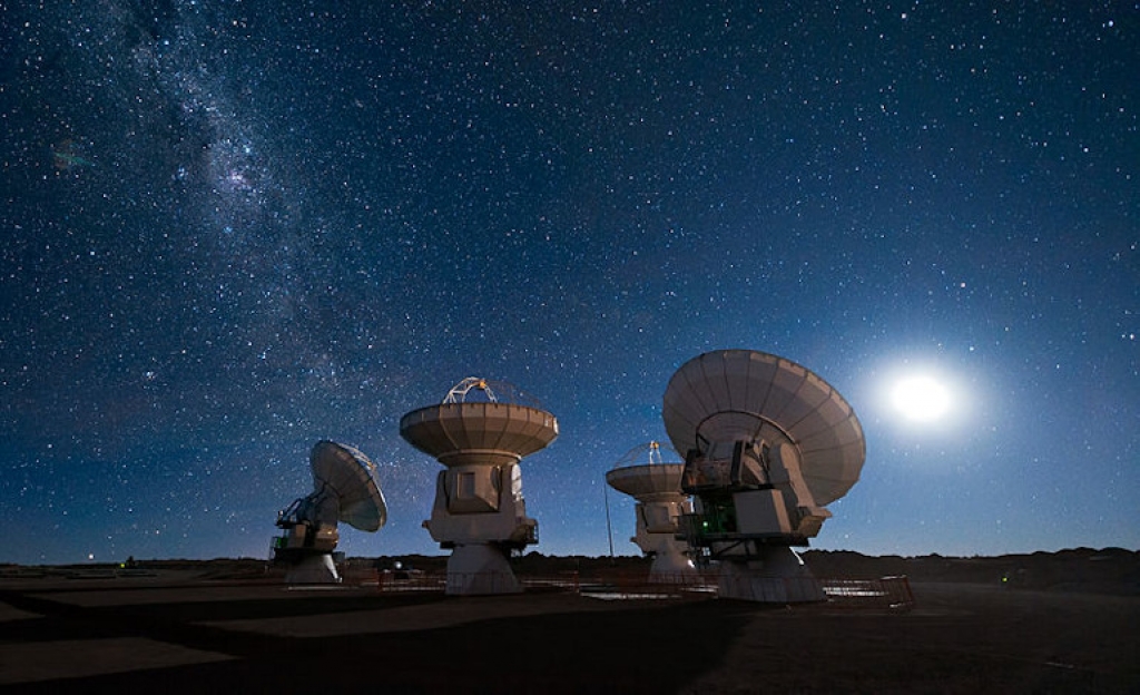 Όχι, οι αστρονόμοι δεν ανίχνευσαν σήμα εξωγήινου πολιτισμού