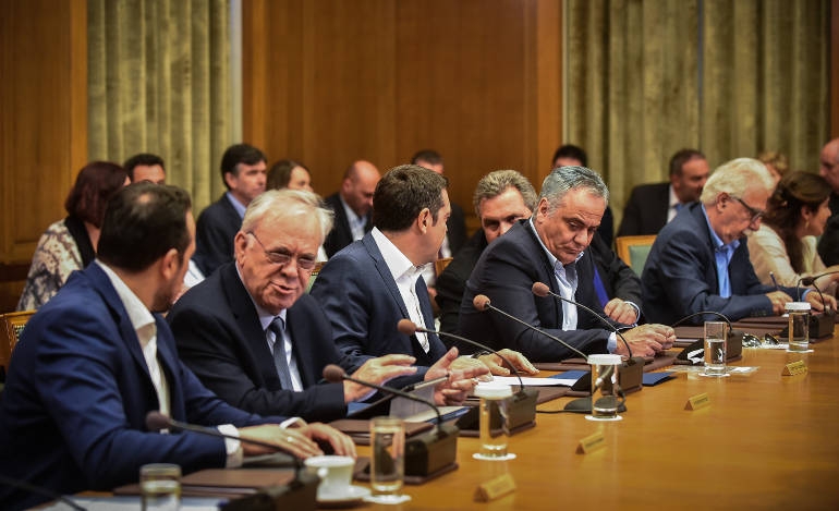 Υπουργικό συμβούλιο μετά τη συνέντευξη τύπου - φιάσκο συγκαλεί ο Τσίπρας