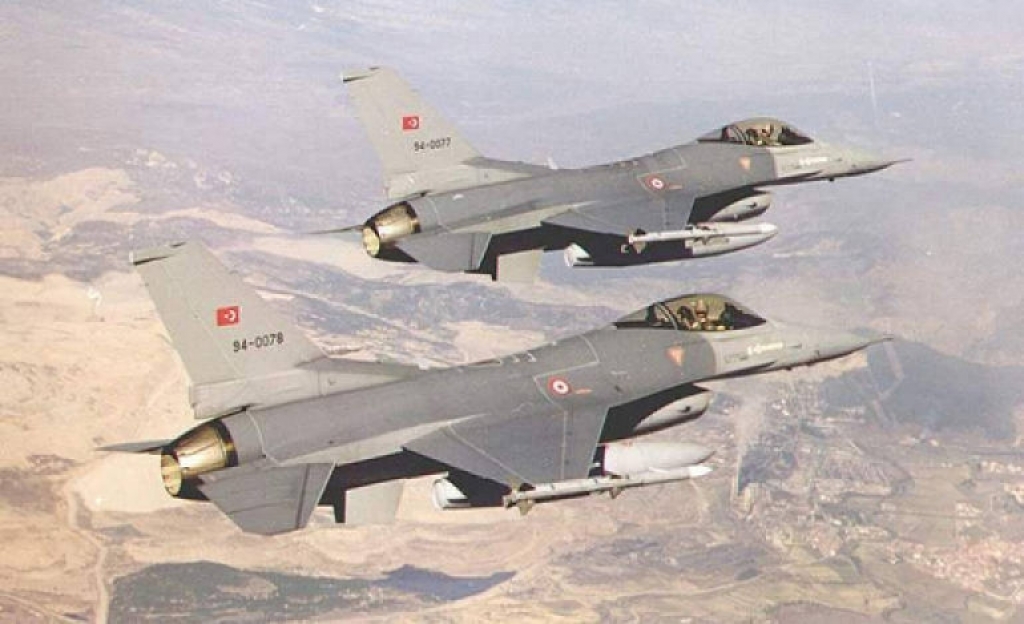 Παραβιάσεις τεσσάρων τουρκικών μαχητικών πάνω από το Αιγαίο