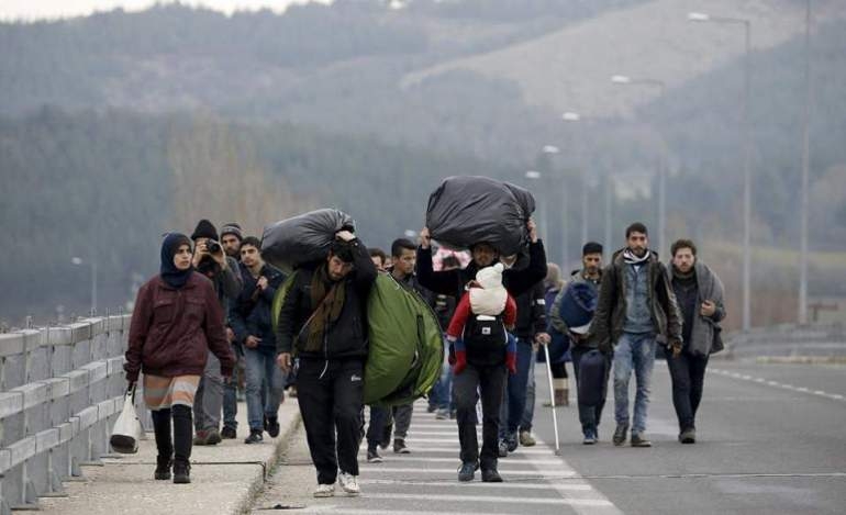 Die Zeit: Μετανάστες φεύγουν από την Ελλάδα για τις πατρίδες τους