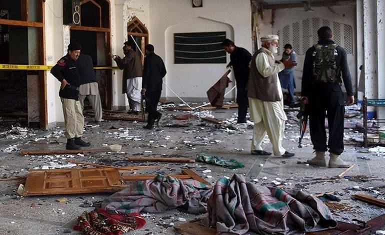 Εννέα νεκροί μετά από επίθεση Πακιστανών Ταλιμπάν με μπούρκες