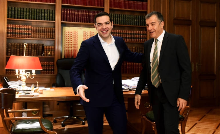 Δεν είμαι ρεζέρβα του ΣΥΡΙΖΑ λέει ο Θεοδωράκης πριν τη συνάντηση με Τσίπρα