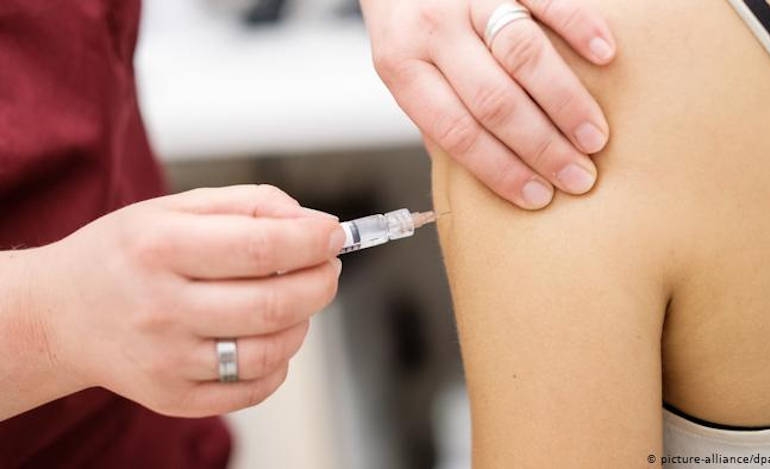 Αυστηρότερες ποινές για τους fake εμβολιασμούς