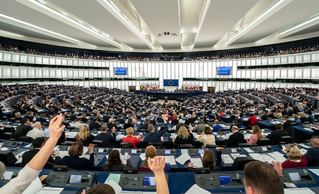 Ιστορική ψηφοφορία στο Ευρωκοινοβούλιο για Brexit