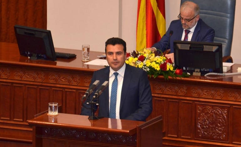O Ζάεφ επισπεύδει τη συνταγματική αναθεώρηση ενώ η ΕΕ πιέζει το VMRO