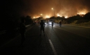 Υπό έλεγχο οι φωτιές σε Καλύβια και SOFTEX- Υψηλός κίνδυνος σήμερα