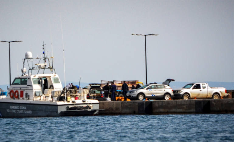 Τραγωδία: 16 νεκροί πρόσφυγες, εκ των οποίων 7 παιδιά, σε ναυάγιο στο Αγαθονήσι
