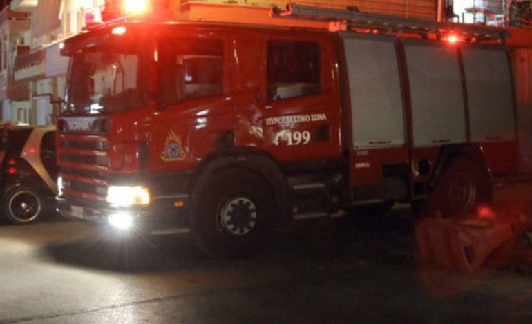 Βρέφος 13 μηνών, κάηκε σε πυρκαγιά σε διαμέρισμα στη Βάρκιζα