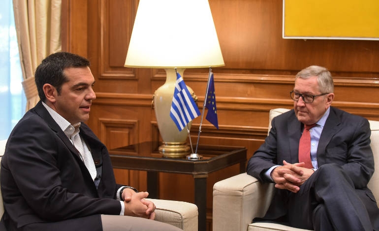 Ο Τσίπρας συνδέει τη συμφωνία με τα Σκόπια με το χρέος