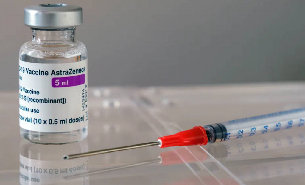 Συνεχίζονται οι εμβολιασμοί με astrazeneka - Μόνο 5 περιπτώσεις συνδρόμου θρόμβωσης