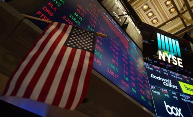 Οι ρευστοποιήσεις πέρασαν τον Ατλαντικό κι έφεραν «διόρθωση» στη Wall Street