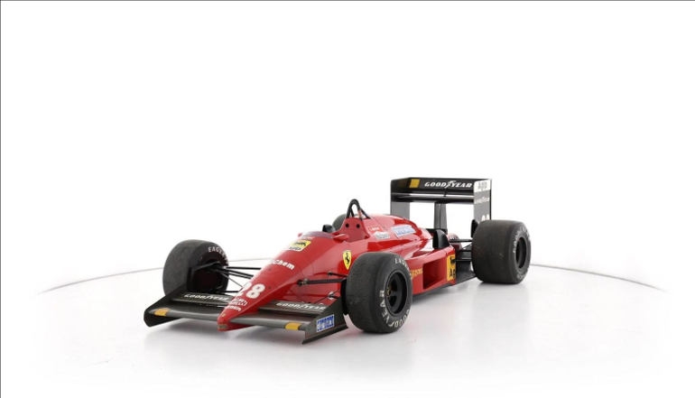 Πωλείται η Ferrari F1/87, η τελευταία που φτιάχτηκε με τον Enzo εν ζωή