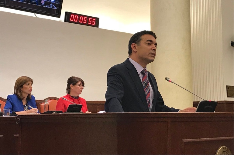 Ντιμιτρόφ: Η συμφωνία των Πρεσπών ενισχύει τη «μακεδονική» ταυτότητα - Κυρώθηκε από τη Βουλή