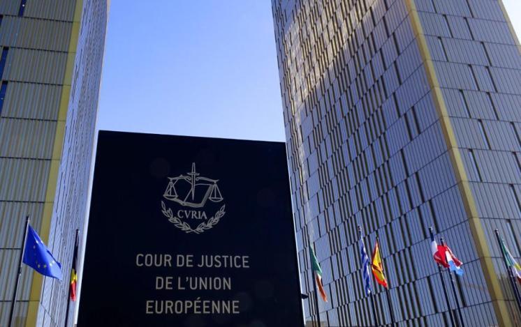 «Βόμβα» Ε.Δ.: Στα δικαστήρια Επιτροπή-ΕΚΤ αν η λιτότητα παραβιάζει ανθρώπινα δικαιώματα