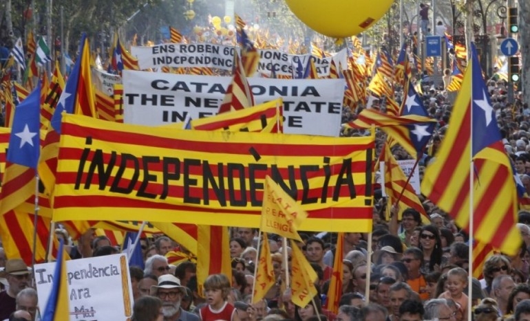 Αντιδρά η Βαρκελώνη: «Όλα τα ενδεχόμενα στο τραπέζι»