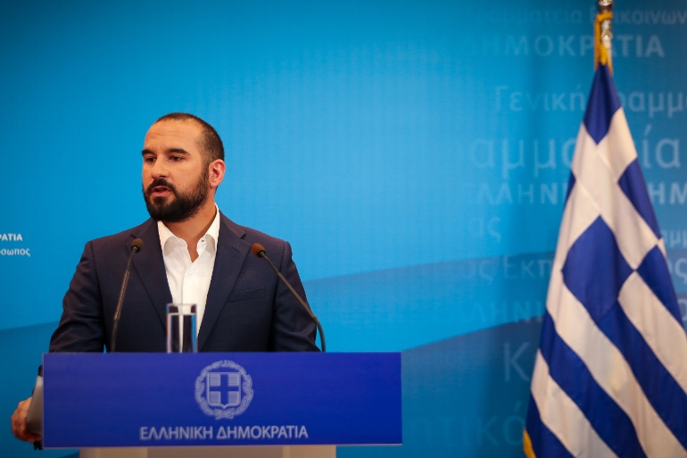 Θα κατεδαφίσουμε τα αυθαίρετα, δηλώνει ο Τζανακόπουλος