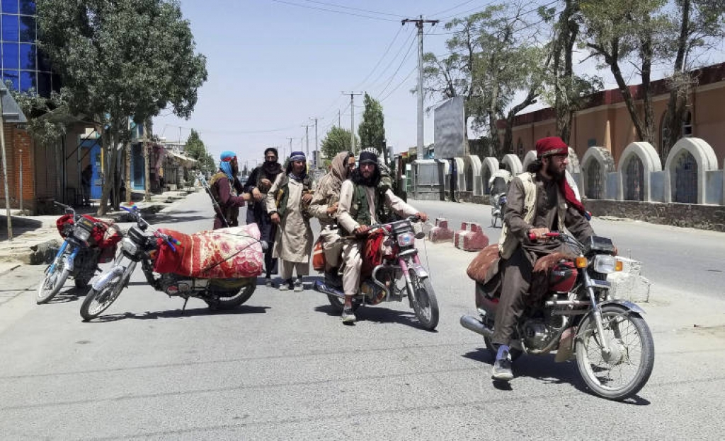 Οι Ταλιμπάν προελαύνουν στο Αφγανιστάν