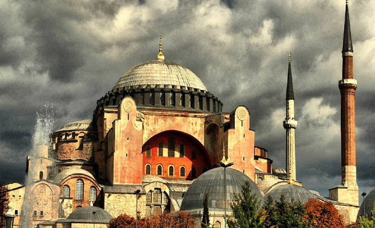 Τουρκία: Το Συμβούλιο της Επικρατείας άνοιξε το δρόμο για την μετατροπή της Αγίας Σοφίας σε τζαμί