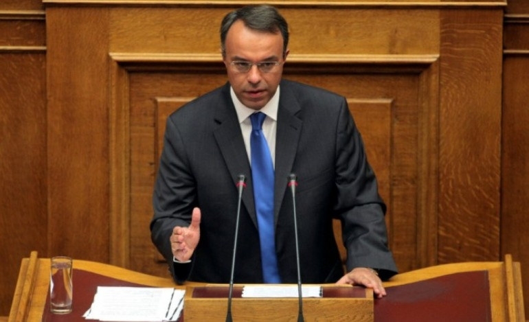 Σταϊκούρας: Tο Δημόσιο εξακολουθεί να χρωστά 2,6 δισ. ευρώ