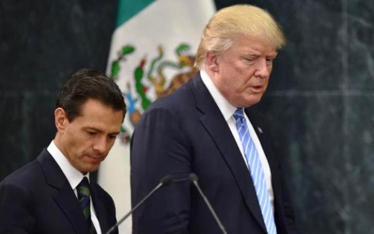 Επιμένει ο Τραμπ για το «τείχος του Μεξικού»