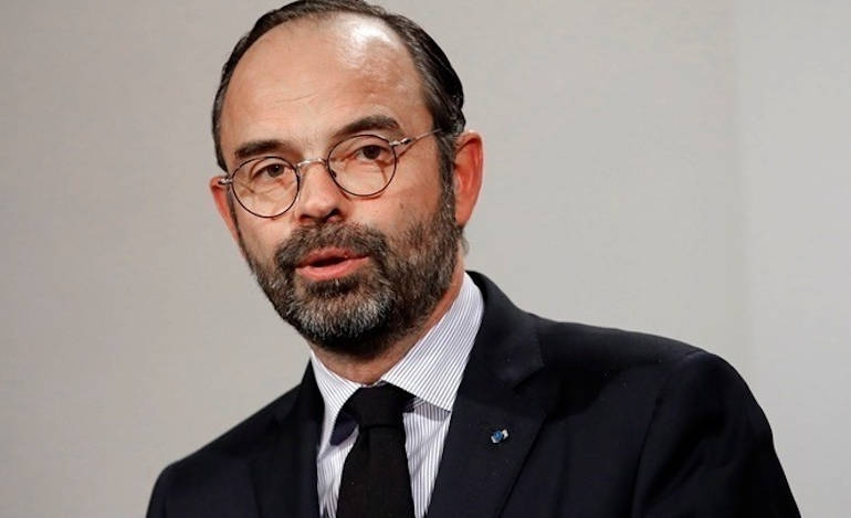 Παραιτήθηκε η κυβέρνηση Φιλιπ στη Γαλλία- Νέο πρωθυπουργό ορίζει ο Μακρόν