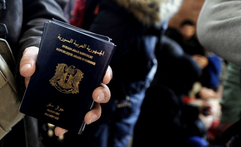 Τα πλαστά διαβατήρια νέος πονοκέφαλος για Ελλάδα-Ε.Ε.