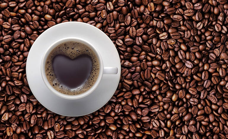 Στο 24% παραμένει ο καφές, οι χυμοί και τα αναψυκτικά