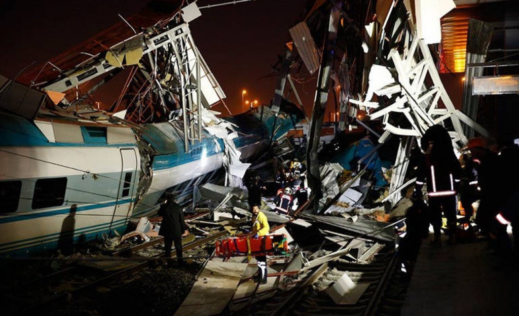 Σιδηροδρομικό δυστύχημα με επτά νεκρούς στην Άγκυρα