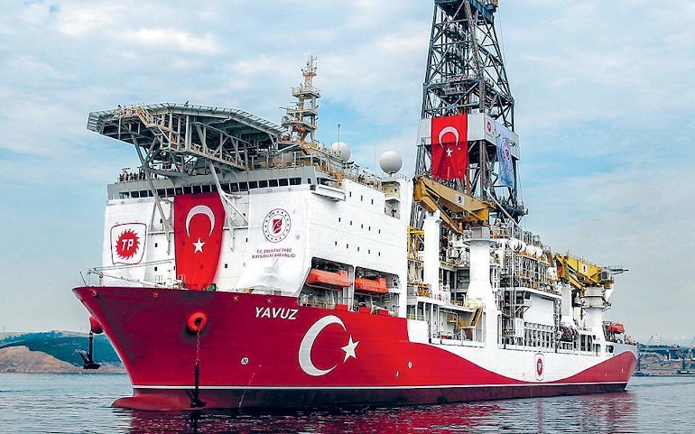 Τούρκος υπουργός Ενέργειας για γεωτρήσεις: Με το Γιαβούζ φτάσαμε τα 1.710 μέτρα