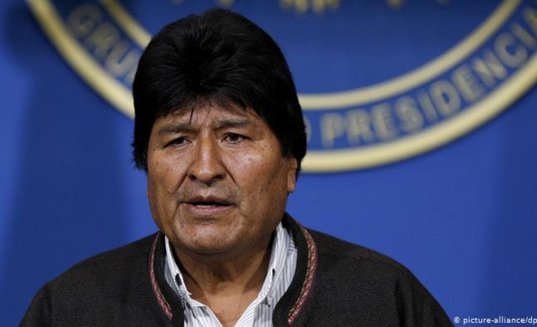 Στη Βολιβία ο Έβο Μοράλες παραιτήθηκε αλλά δεν είναι μόνος διότι τον στηρίζει ο Τσίπρας