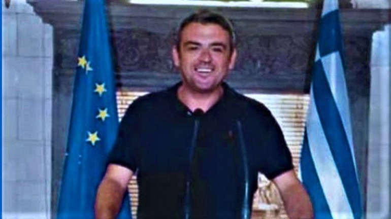 Μ. Πετσίτης: Έκλεισε τον λογαριασμό του στο Facebook