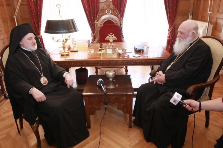 Τον Αρχιεπίσκοπο Ιερώνυμο επισκέφθηκε ο νέος Αρχιεπίσκοπος Αμερικής Ελπιδοφόρος